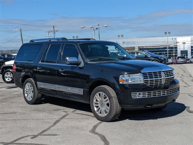 2014 Lincoln Navigator L  8