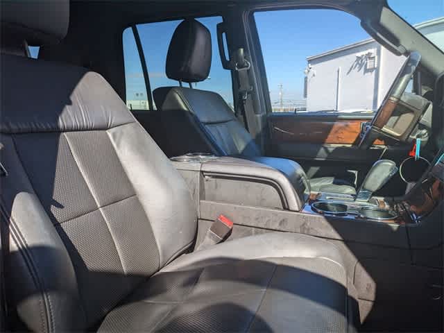 2014 Lincoln Navigator L  22