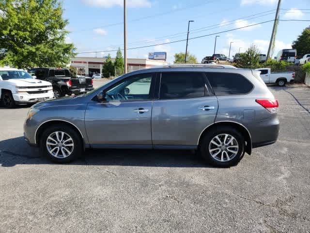 2015 Nissan Pathfinder S 2