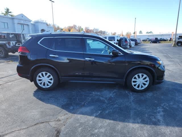 2017 Nissan Rogue S 6