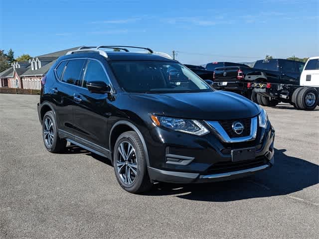 2019 Nissan Rogue SV 8