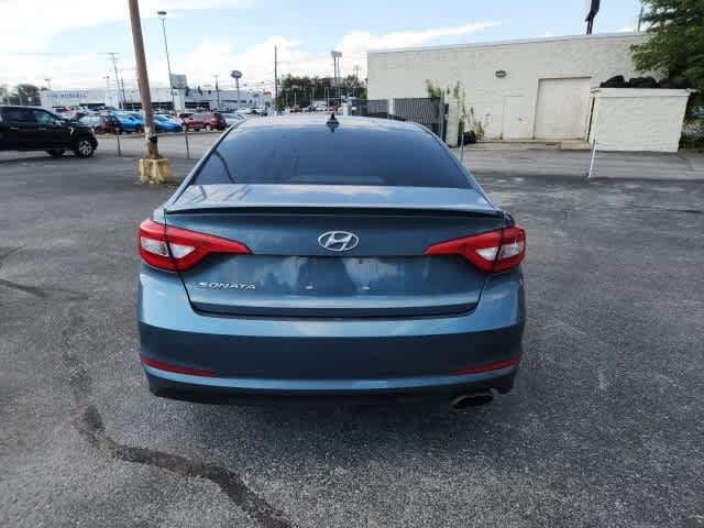 2016 Hyundai Sonata 2.4L SE 4