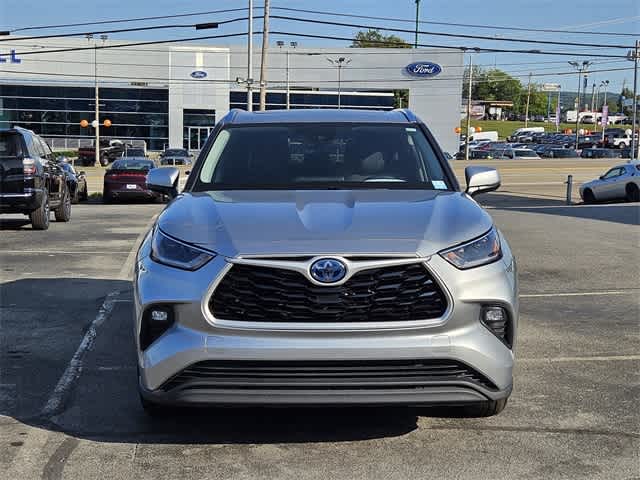 2021 Toyota Highlander Hybrid XLE 9