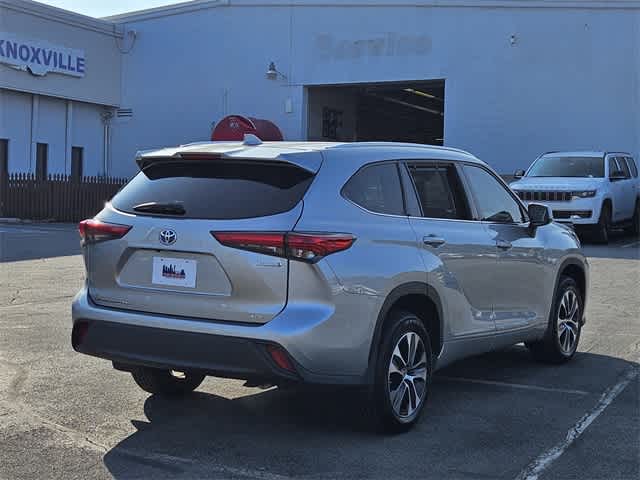 2021 Toyota Highlander Hybrid XLE 6