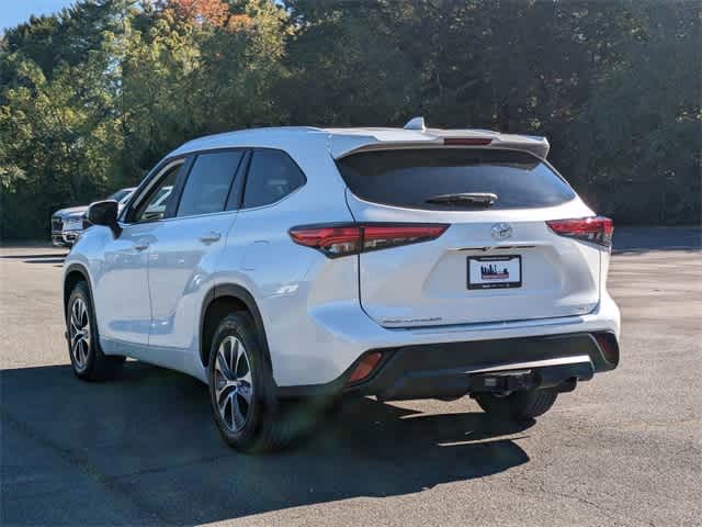 2023 Toyota Highlander XLE 4