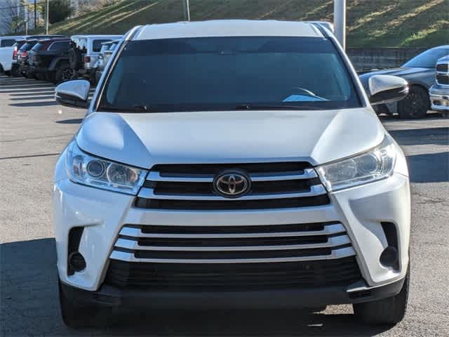 2018 Toyota Highlander LE 9