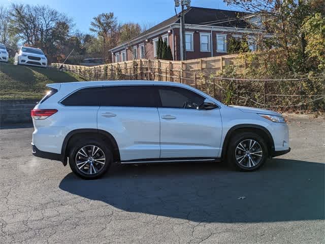 2018 Toyota Highlander LE 7