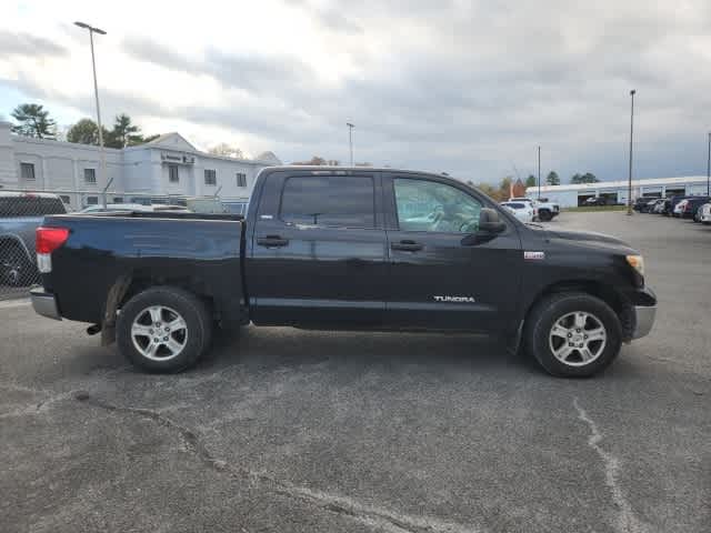 2011 Toyota Tundra GRADE CrewMax 5.7L FFV V8 6-Spd AT 6