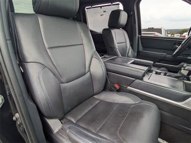 2022 Toyota Tundra Platinum CrewMax 5.5 Bed 23