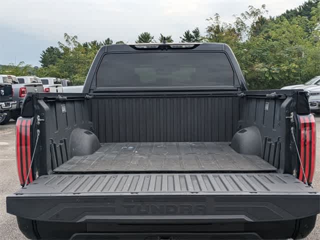 2022 Toyota Tundra Platinum CrewMax 5.5 Bed 35