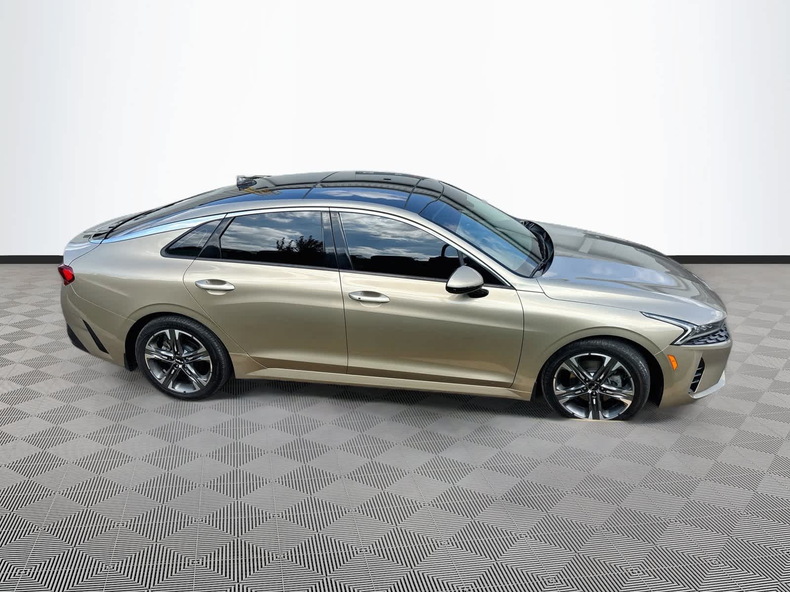 2022 Kia K5