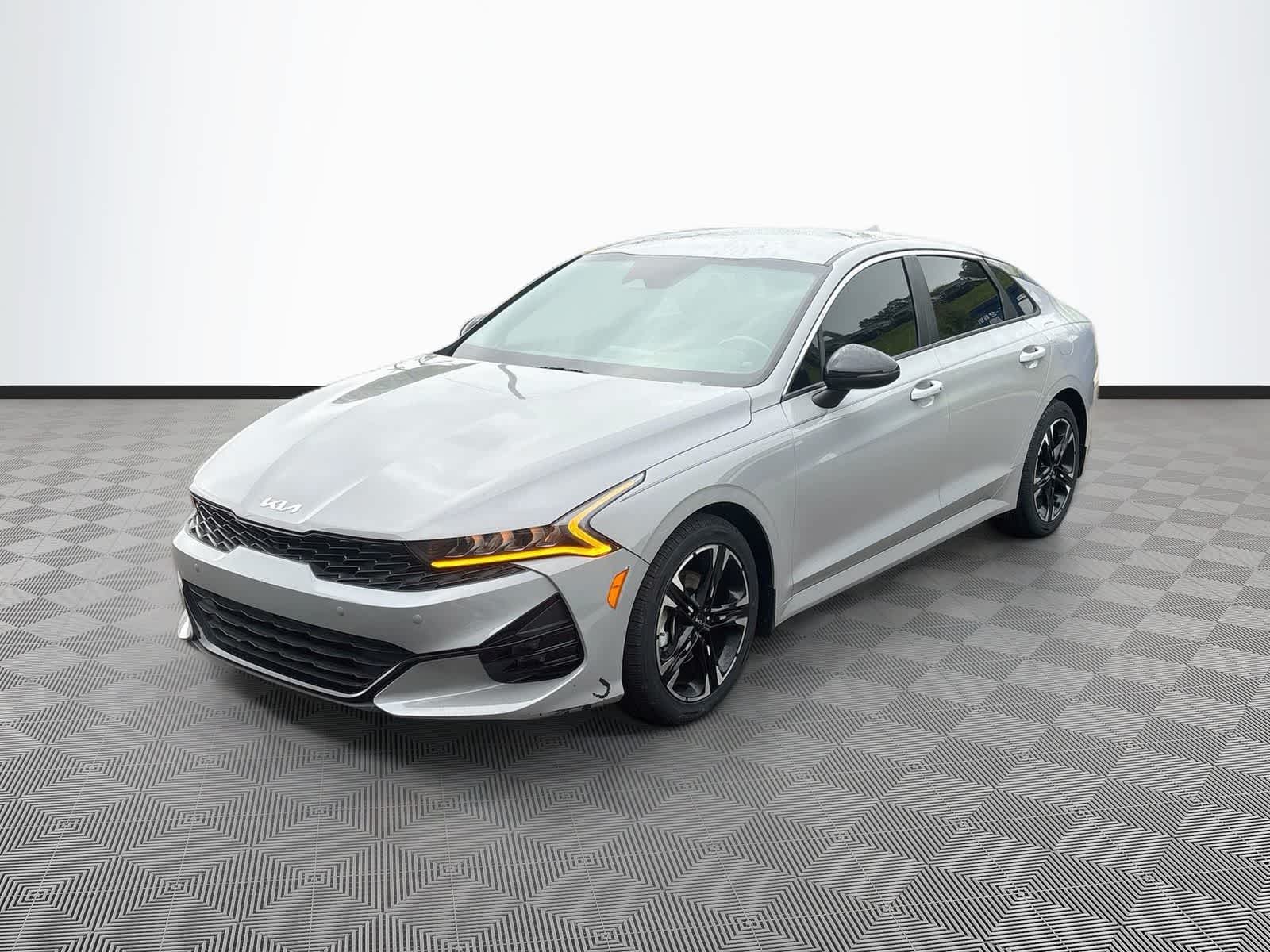 2022 Kia K5