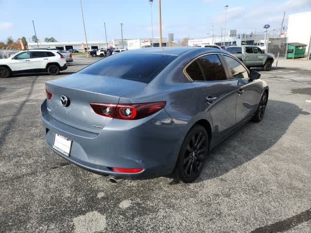 2022 Mazda MAZDA3 Carbon Edition 5