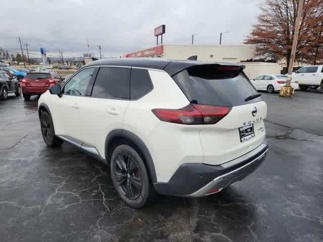 2021 Nissan Rogue Platinum 3