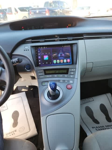 2012 Toyota Prius Two 9