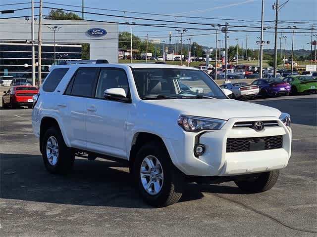 2024 Toyota 4Runner SR5 Premium 8