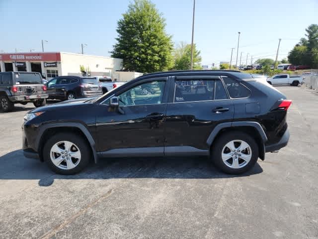 2019 Toyota RAV4 XLE 2