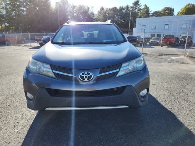 2015 Toyota RAV4 XLE 8