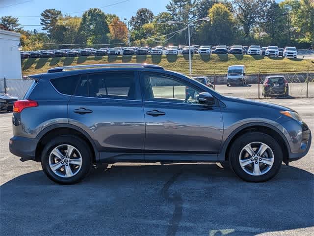 2015 Toyota RAV4 XLE 4