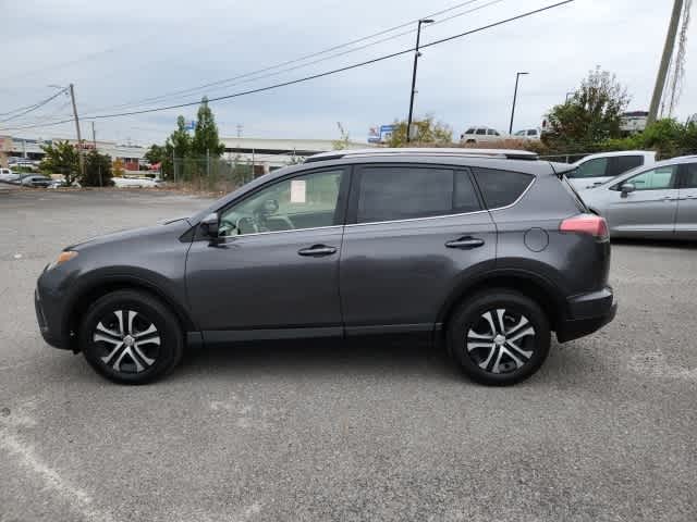 2017 Toyota RAV4 LE 2