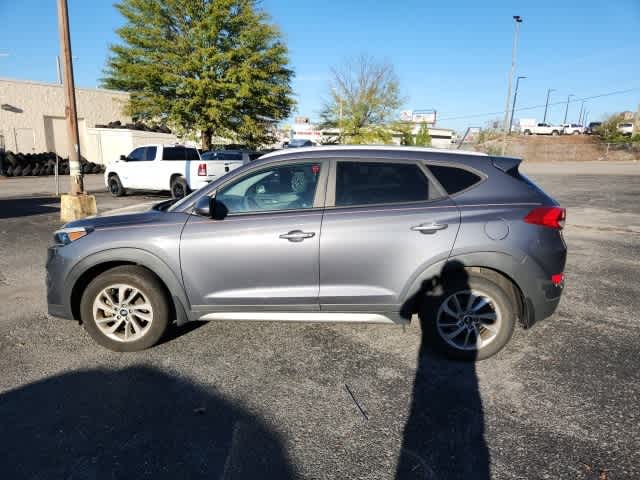 2017 Hyundai Tucson SE 2