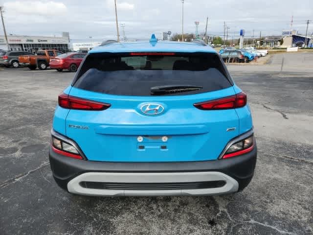 2022 Hyundai Kona SEL 4