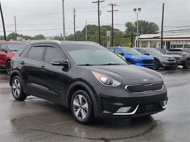 2017 Kia Niro EX 9