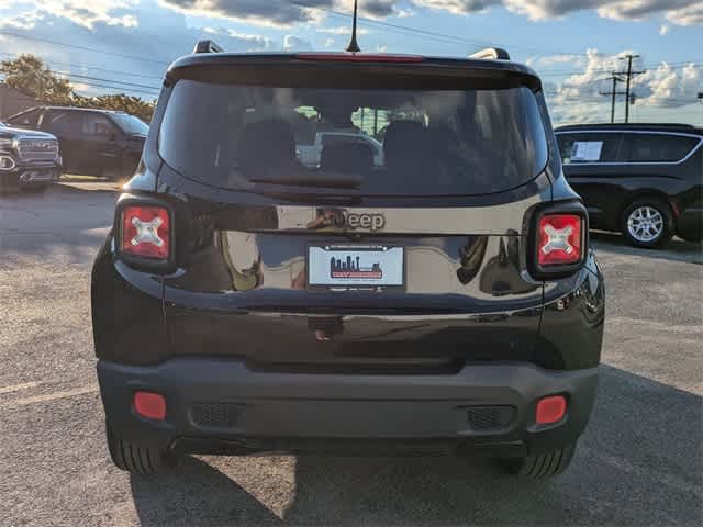 2017 Jeep Renegade Altitude 5