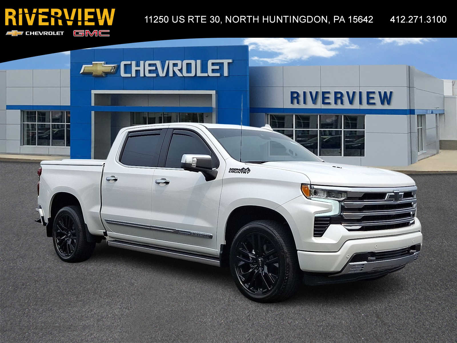 White (Iridescent Pearl Tricoat) 2024 Chevrolet Silverado 1500 Pickup Truck Four-Wheel Drive Automatic