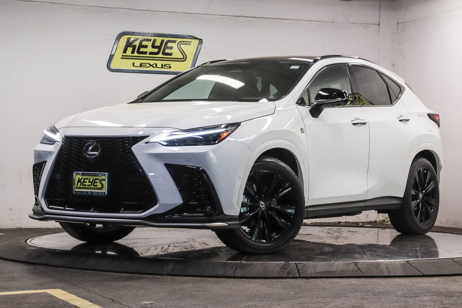 2026 Lexus NX 450h+