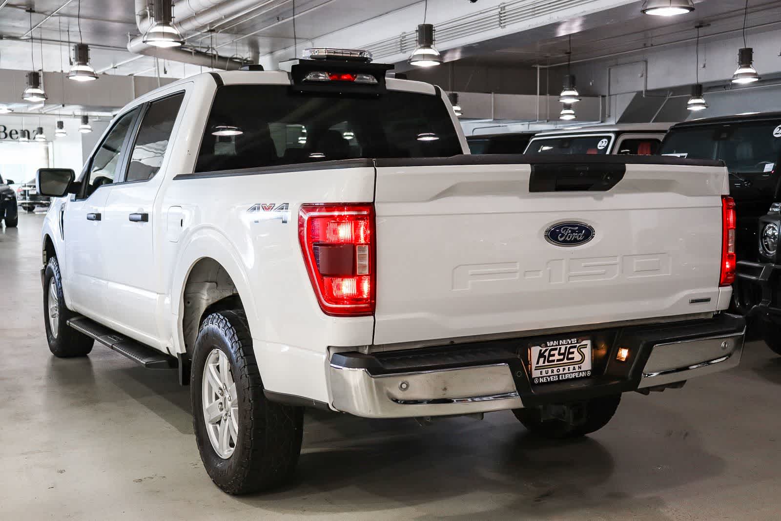 View vehicle photo 2