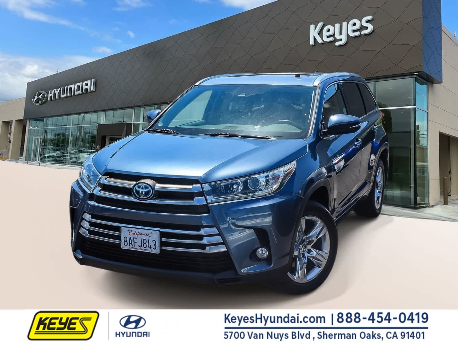Shoreline Blue Pearl 2017 Toyota Highlander Hybrid SUV / Crossover All-Wheel Drive Continuously Variable Transmission