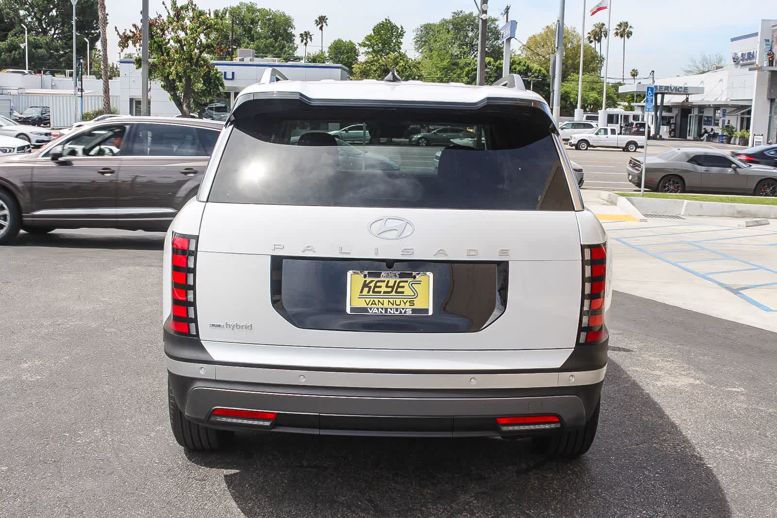 View vehicle photo 6