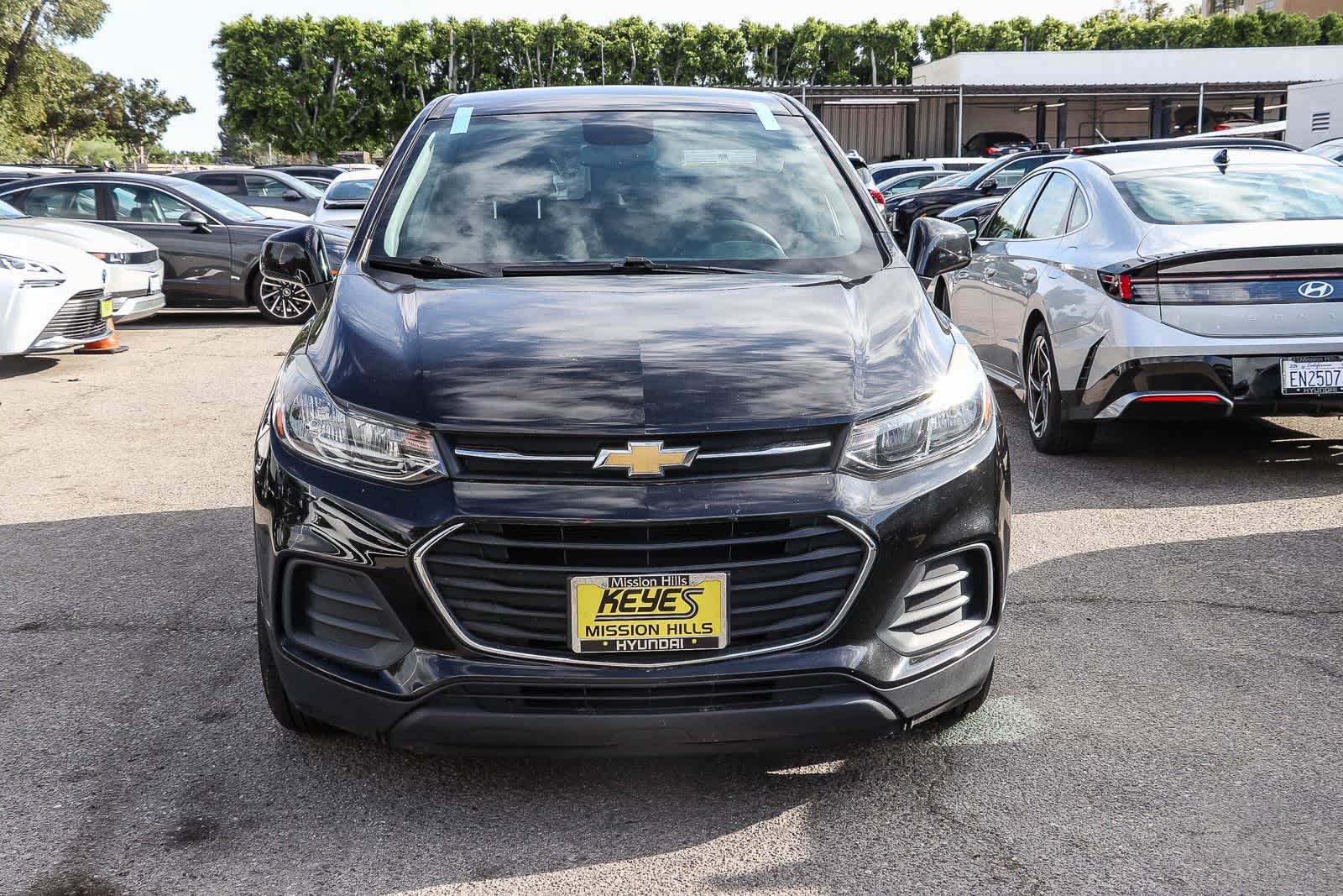 View vehicle photo 6