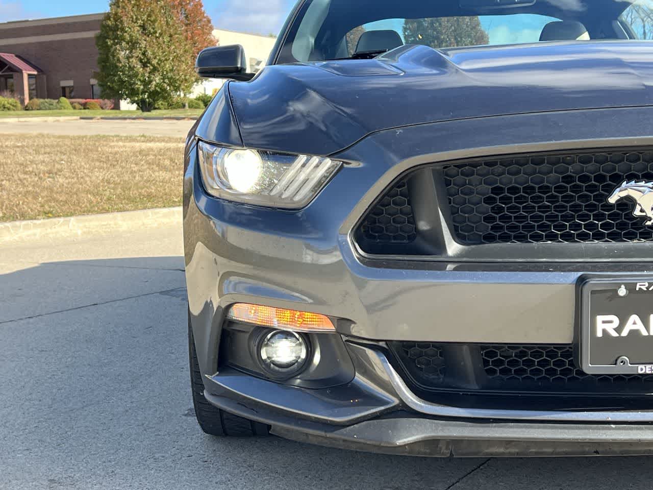 2015 Ford Mustang GT 10