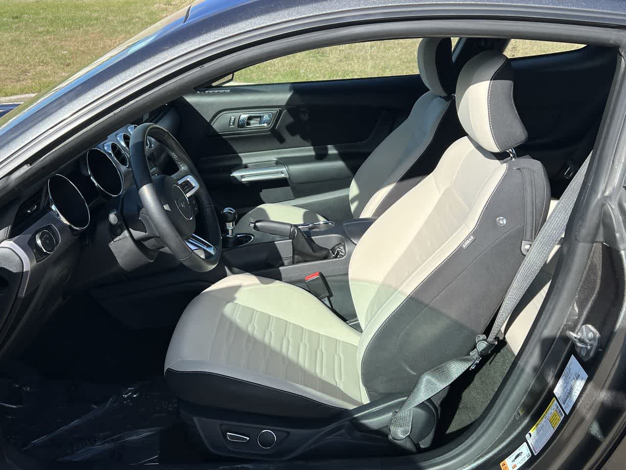 2015 Ford Mustang GT 15