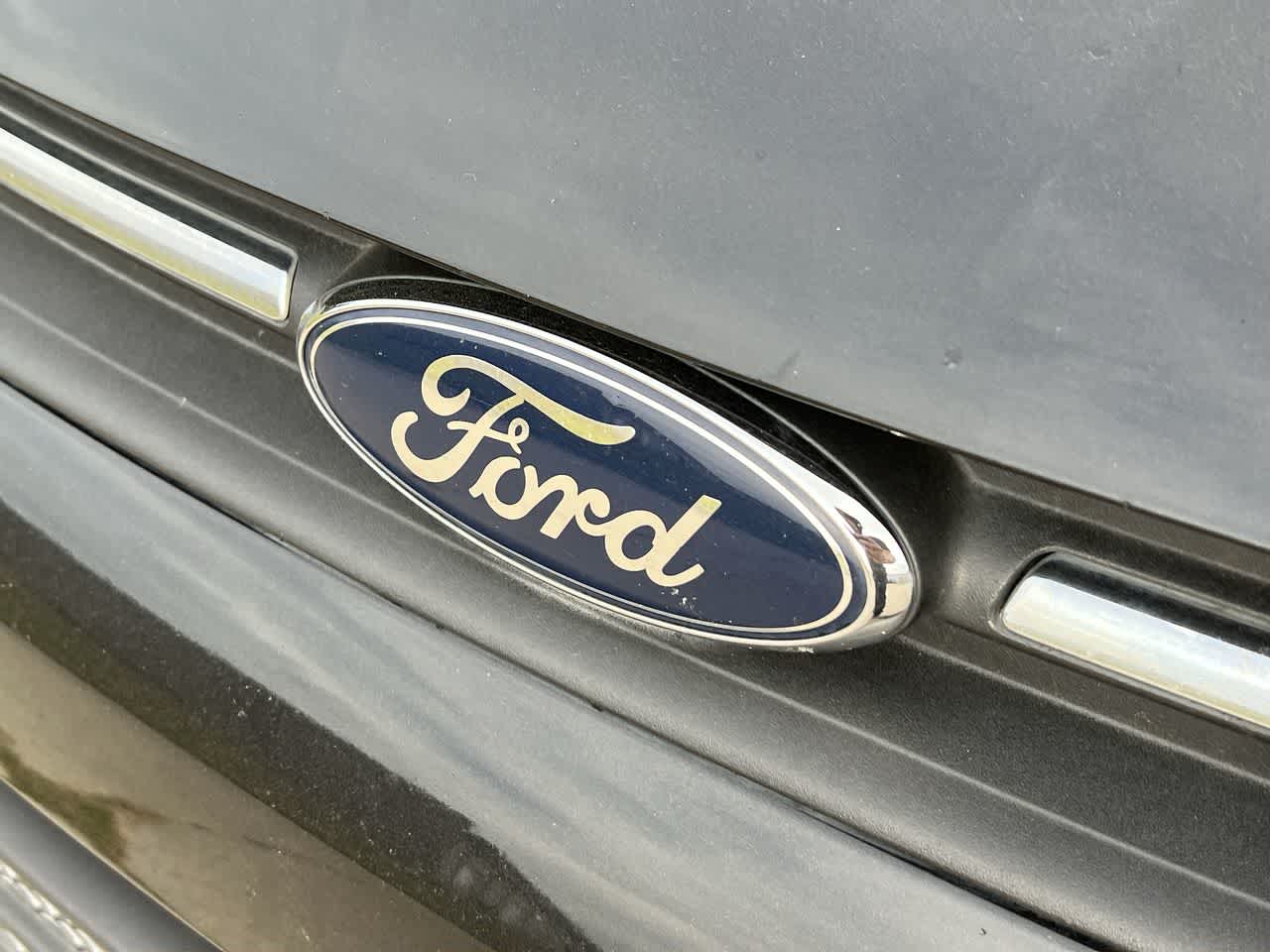 2015 Ford Escape SE 11