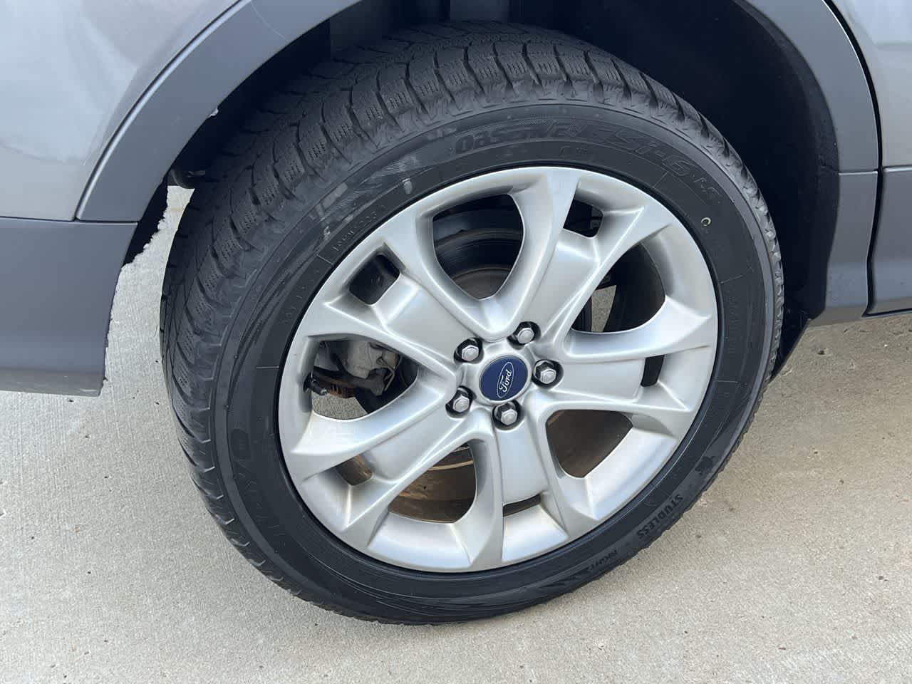 2014 Ford Escape Titanium 38