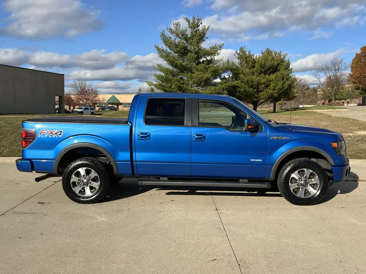 2014 Ford F-150 FX4 4WD SuperCrew 145 7