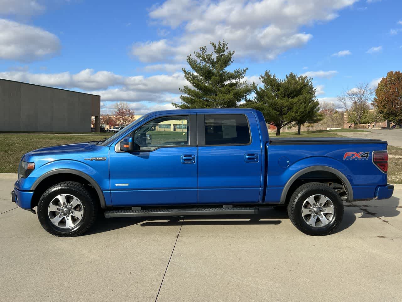 2014 Ford F-150 FX4 4WD SuperCrew 145 3