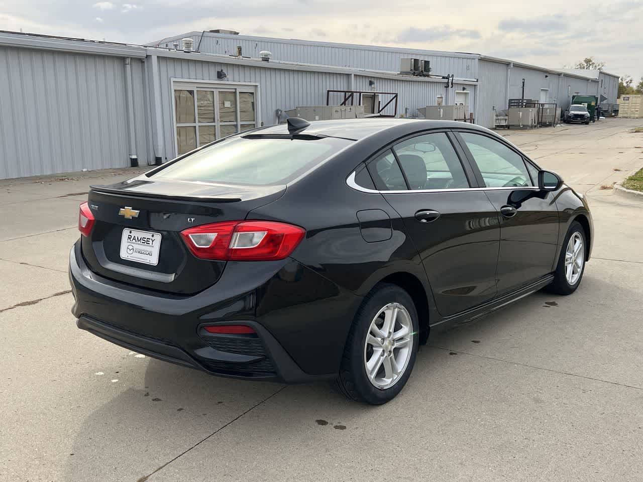 2017 Chevrolet Cruze LT 6