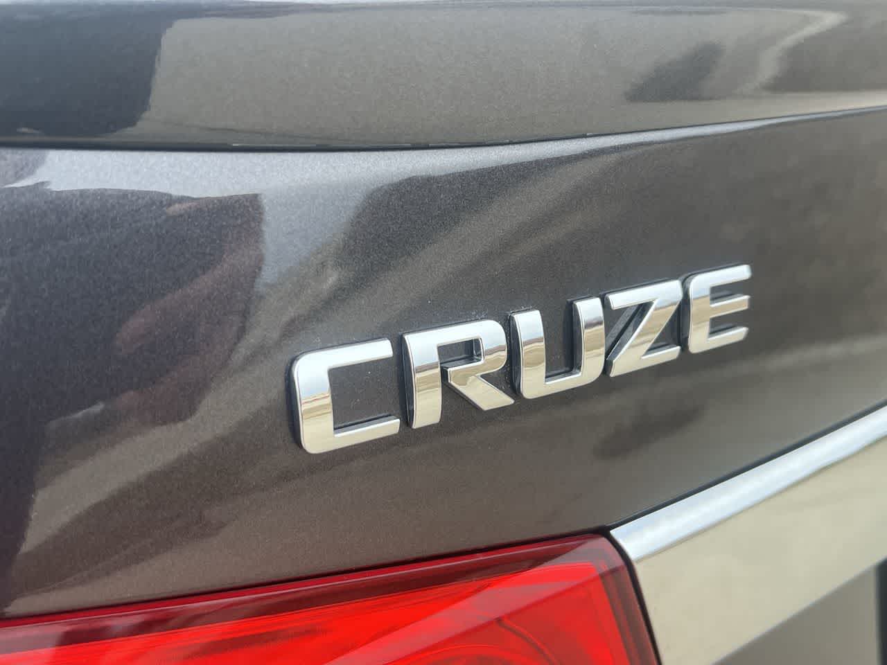 2014 Chevrolet Cruze 2LT 12