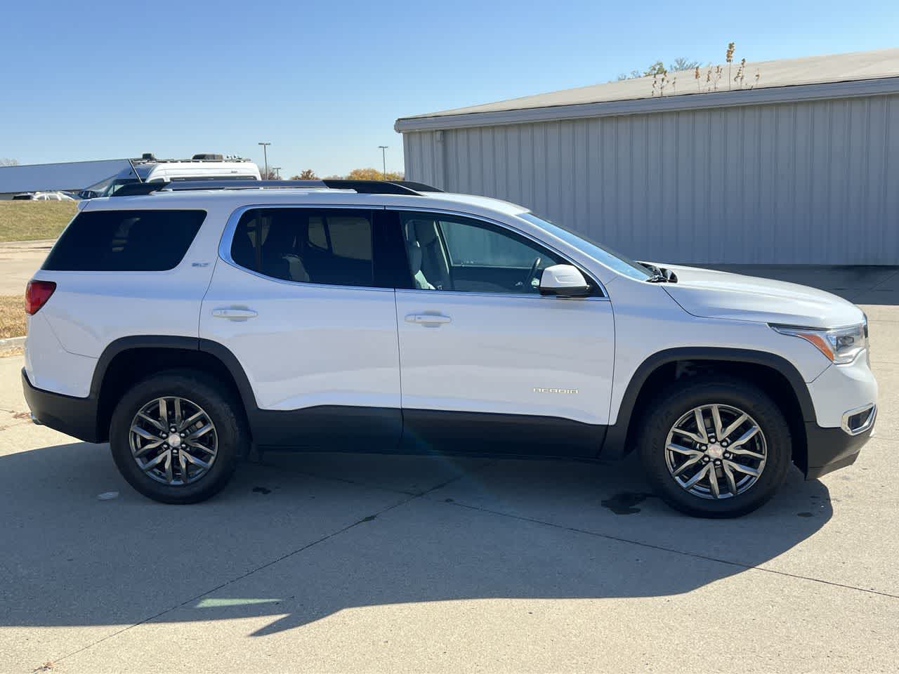 2017 GMC Acadia SLT 7