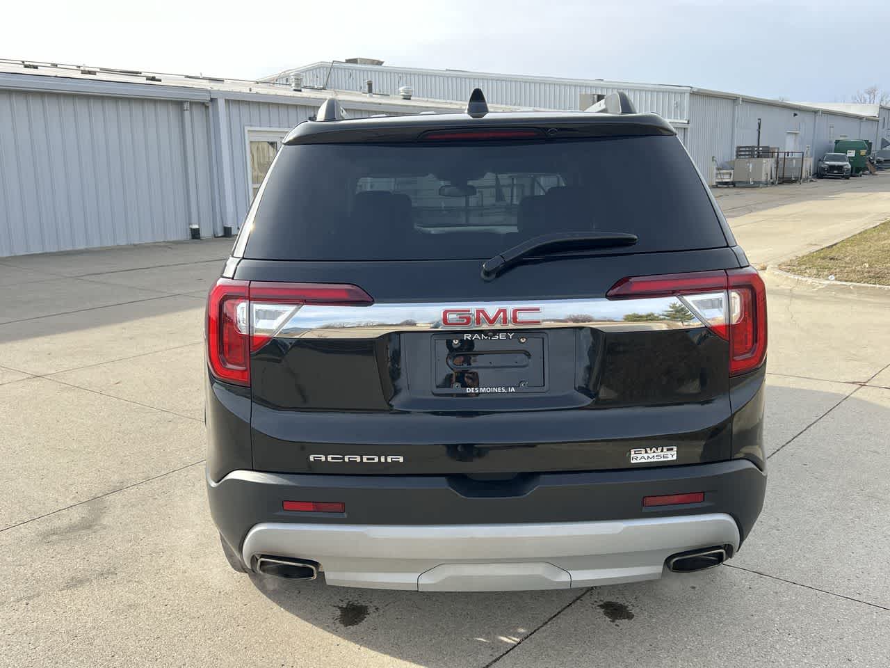 2023 GMC Acadia SLT 5