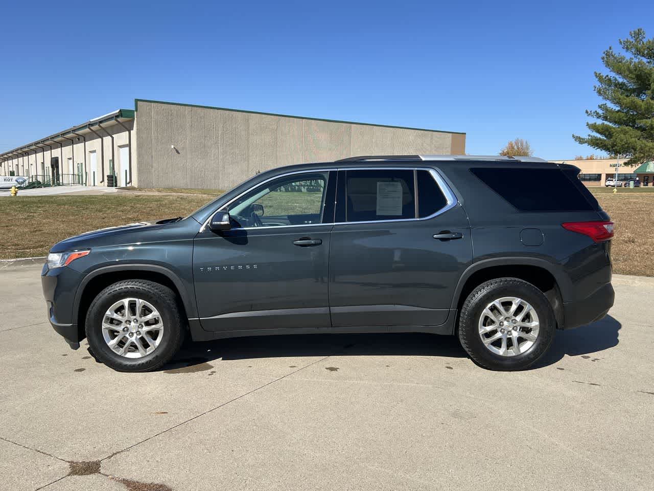 2018 Chevrolet Traverse LT Cloth 3