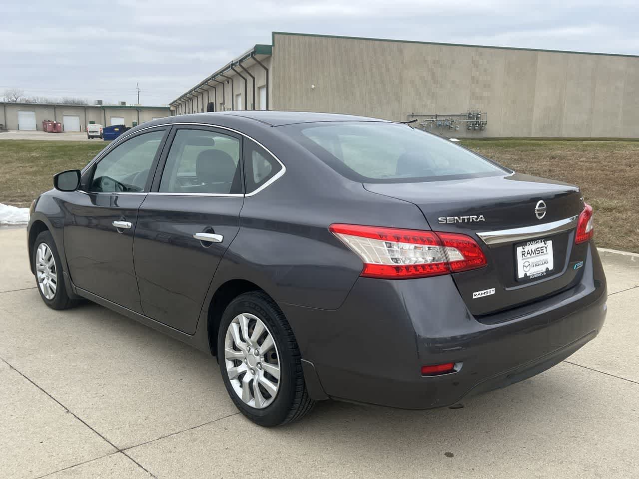 2014 Nissan Sentra S 4