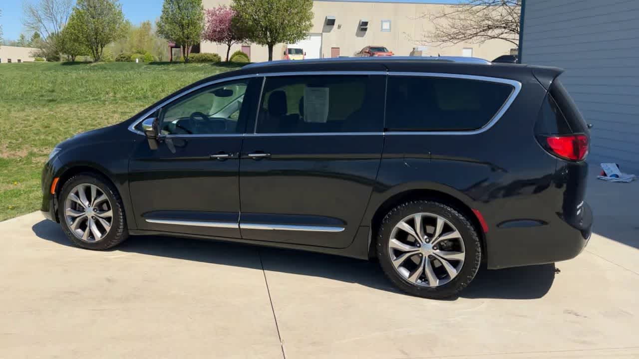 2019 Chrysler Pacifica Limited 6