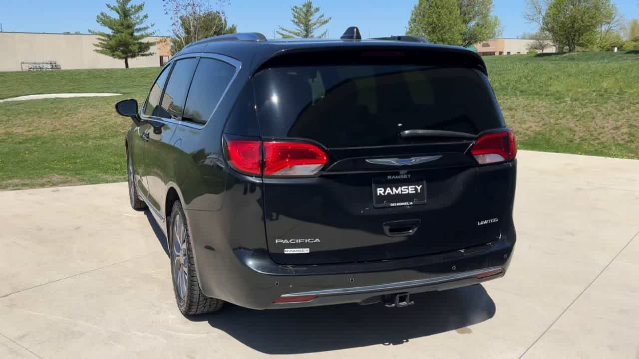 2019 Chrysler Pacifica Limited 7