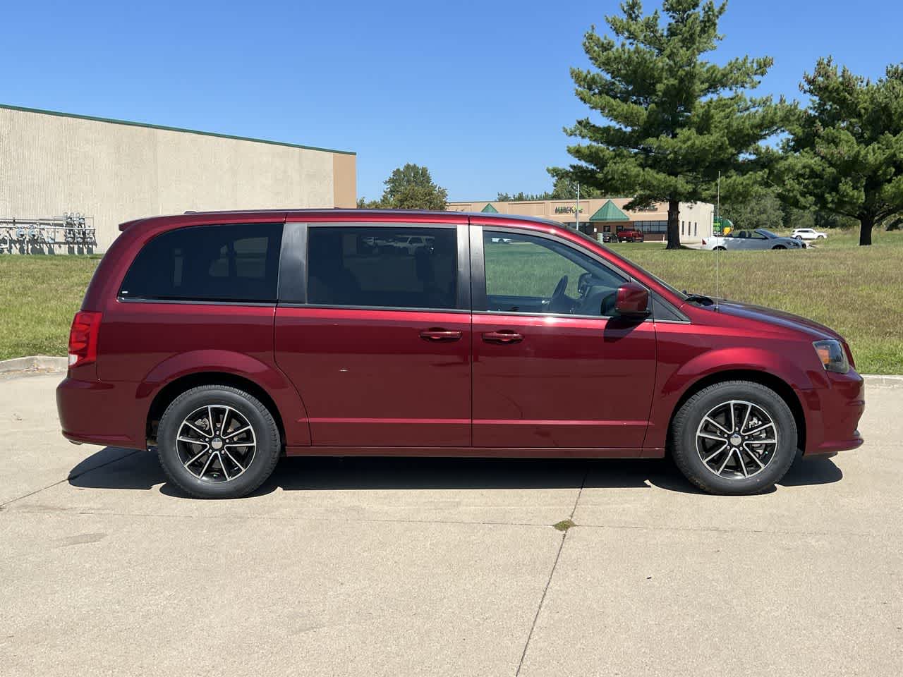 2019 Dodge Grand Caravan GT 7