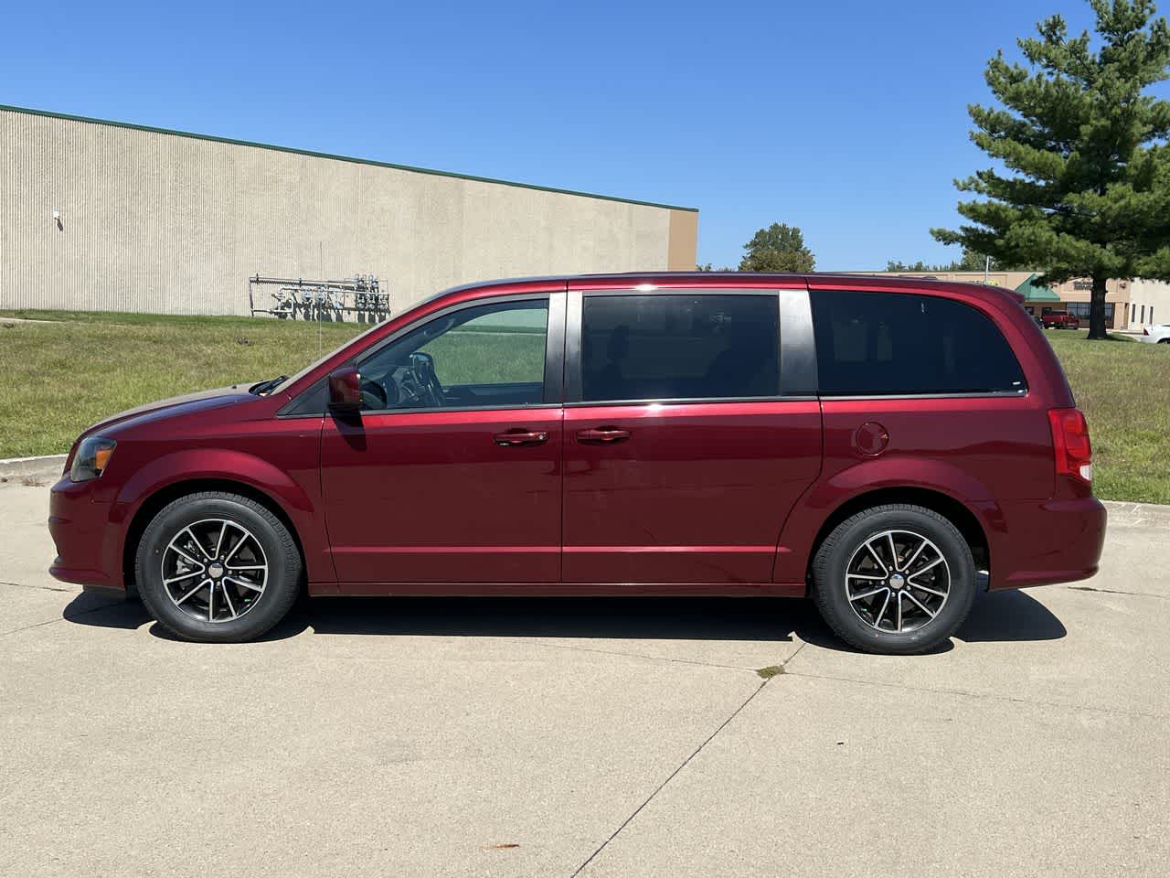 2019 Dodge Grand Caravan GT 3